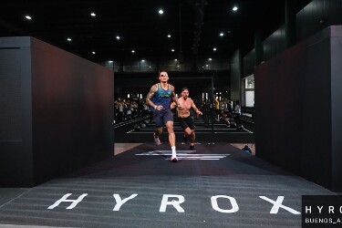Hyrox: Rondoniense conquista t&iacute;tulo internacional e leva o estado ao topo do p&oacute;dio na Argentina