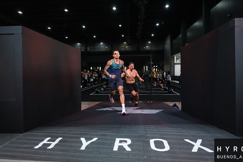 Hyrox: Rondoniense conquista t&iacute;tulo internacional e leva o estado ao topo do p&oacute;dio na Argentina