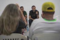 &ldquo;Dinheiro p&uacute;blico n&atilde;o pode parar na porta da associa&ccedil;&atilde;o&rdquo;, diz Bruno Bolsonaro Scheid ao criticar programas para pequenos produtores