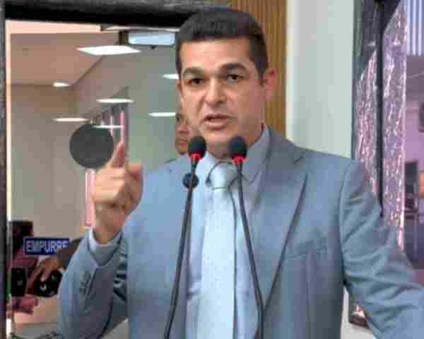 &ldquo;N&atilde;o estou em cima do muro&rdquo;, diz Adalto de Bandeirantes e reafirma independ&ecirc;ncia pol&iacute;tica