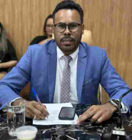 Vereador Dr. Santana anuncia den&uacute;ncia ao MP sobre R$ 2,5 milh&otilde;es para eventos