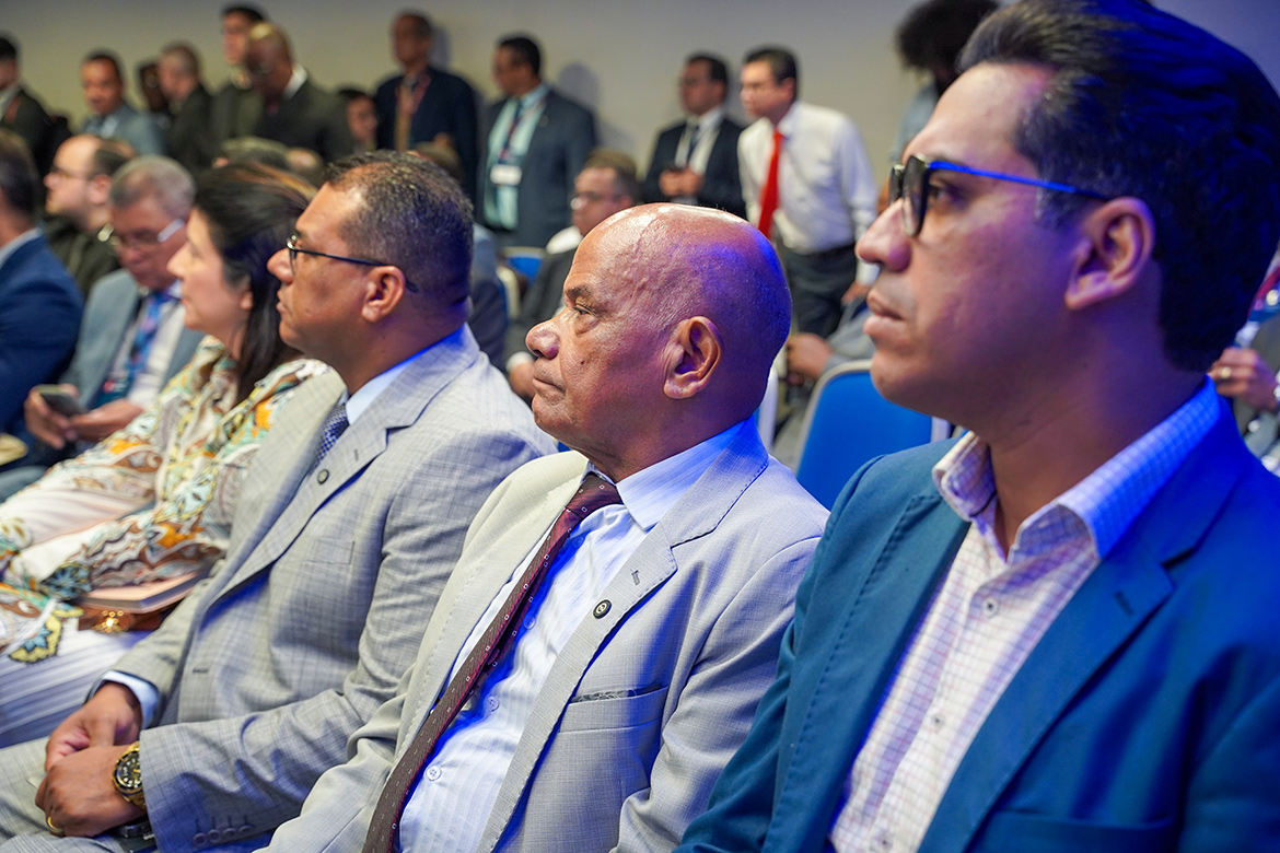 Pastor Evanildo Ferreira representa Rond&ocirc;nia em encontro nacional promovido pela CGADB