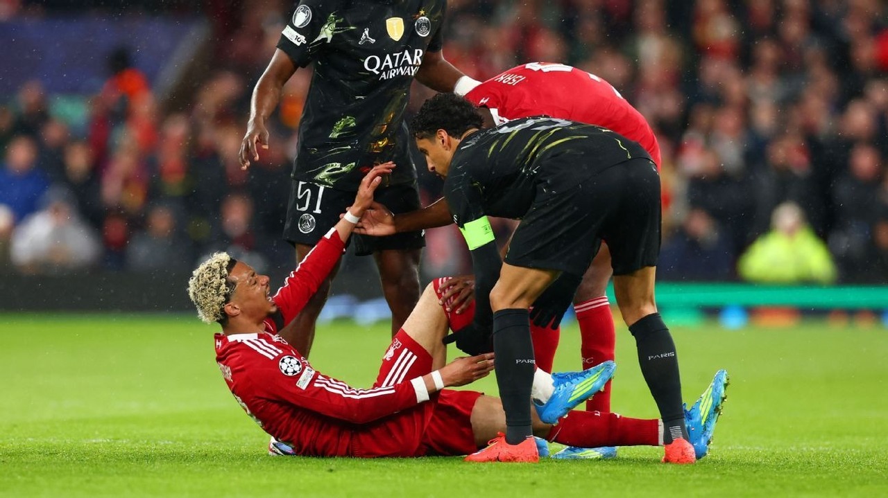 O jogador do Liverpool, Hugo Ekitike, sofreu uma grave lesão no tendão de Aquiles