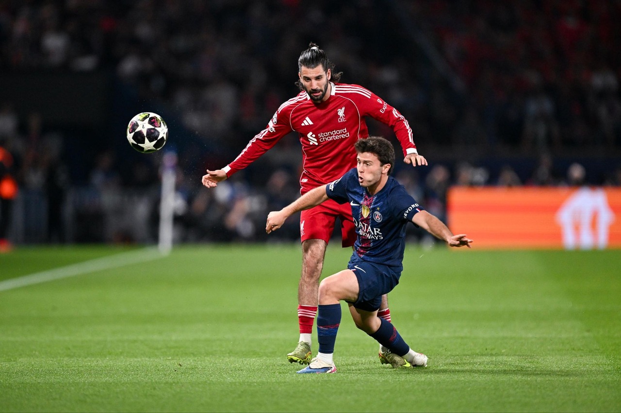 Jogo dos quartos de final da UEFA Champions League 2025/26 entre o Liverpool e o Paris Saint-Germain