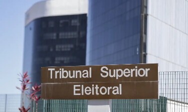 TSE mant&eacute;m decis&atilde;o que cassou mandato de ex-governador de Roraima
