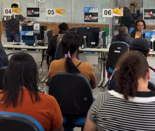 Candidatos à primeira CNH já podem agendar exame teórico pelo site do Detran-RO