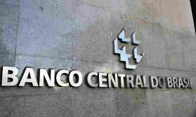 Receita Federal e Banco Central s&atilde;o autorizados a realizar concursos
