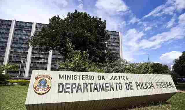 PF mira empres&aacute;rio suspeito de intimidar jornalistas no caso Master

