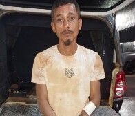 Foragido foge da PM, tenta tomar arma de policial e acaba preso