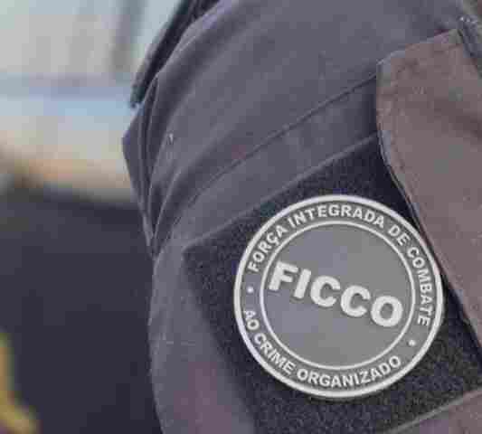 Mulher &eacute; presa durante opera&ccedil;&atilde;o das for&ccedil;as integradas em Rond&ocirc;nia