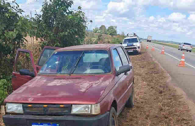 Adolescente morre ap&oacute;s tentar atirar contra policiais durante abordagem em Ariquemes