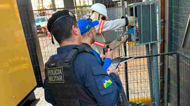 Fiscaliza&ccedil;&atilde;o encontra furto de energia em arena esportiva e duas madeireiras; mulher &eacute; presa em Porto Velho