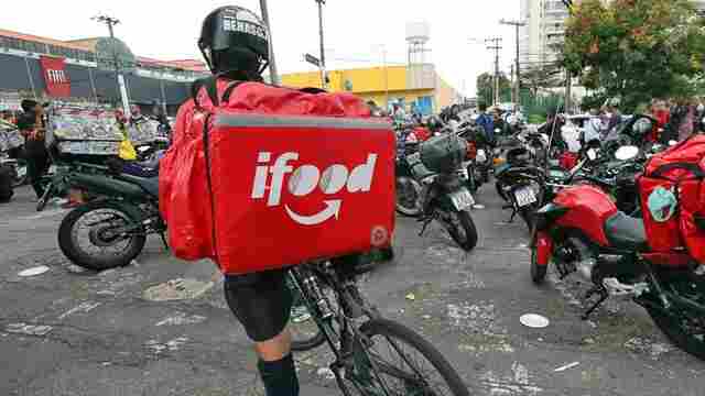 Anvisa libera venda de medicamentos por plataformas como iFood e Rapp