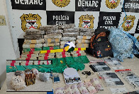Denarc da capital prende trio ligado ao CV com mais de 30 kg de drogas e muni&ccedil;&otilde;es de fuzil