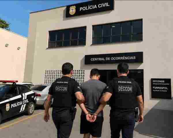 Pol&iacute;cia Civil prende golpista com 28 ocorr&ecirc;ncias por vendas falsas de passagens a&eacute;reas