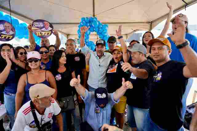 Hildon d&aacute; o ponta p&eacute; inicial na campanha com adesiva&ccedil;o gigante em Porto Velho