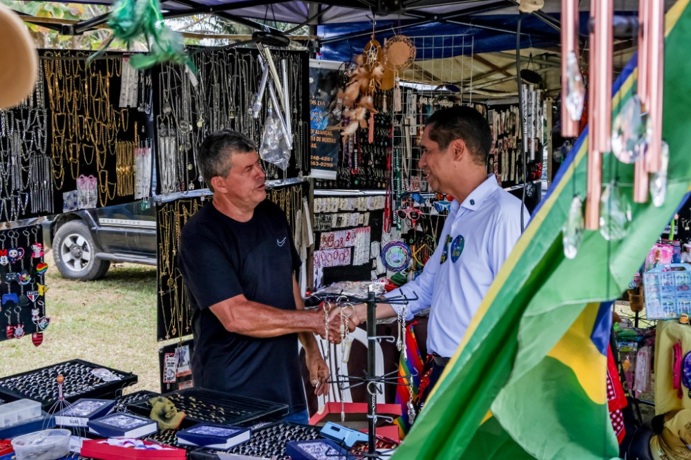Candidato ao Senado Luis Fernando cumpre agenda em quatro municípios e fortalece diálogo com a população de Rondônia.