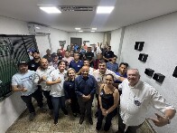 Pastor Evanildo mant&eacute;m agenda de reuni&otilde;es com lideran&ccedil;as e apoiadores na capital