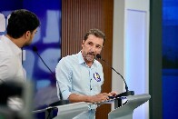 Hildon Chaves afirma que "leiloar Caerd na semana da elei&ccedil;&atilde;o, cheira muito mal"
