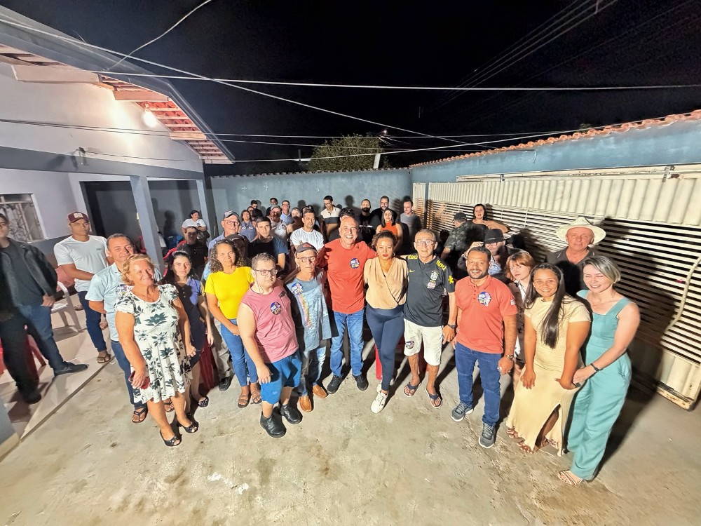 Deputado Ismael Crispin fortalece caminhada ao lado de apoiadores em Ouro Preto e Jaru