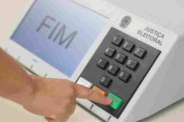 Votos nulos e brancos n&atilde;o anulam a elei&ccedil;&atilde;o