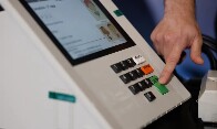 Elei&ccedil;&otilde;es 2026: saiba em quantos candidatos votar e a ordem de vota&ccedil;&atilde;o
