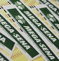 Mega-Sena ter&aacute; cinco sorteios na &uacute;ltima semana de outubro