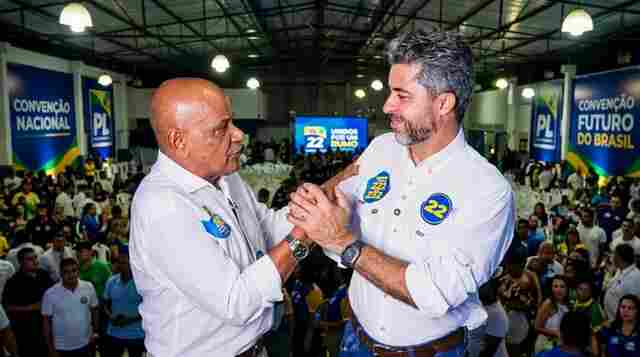 "Pastor Evanildo est&aacute; preparado para representar Rond&ocirc;nia em Bras&iacute;lia e ajudar a destravar o desenvolvimento do Estado", afirma Marcos Rog&eacute;rio