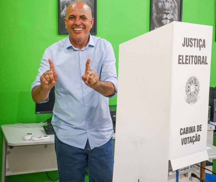 Crispin vota em São Miguel do Guaporé e destaca confiança no trabalho