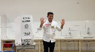 V&iacute;deo: F&uacute;ria vota em Cacoal, agradece rondonienses e espera 2&ordm; turno