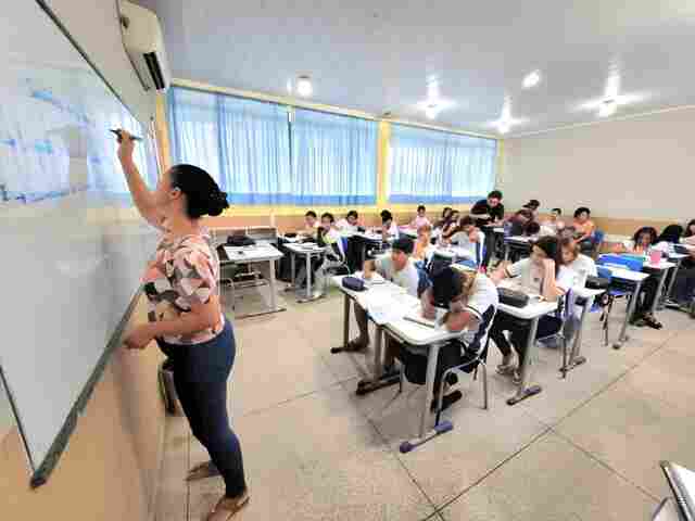 Seduc antecipa feriado escolar do Dia do Professor para a pr&oacute;xima ter&ccedil;a-feira em Rond&ocirc;nia