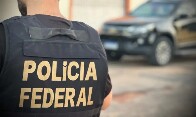 Trator &eacute; flagrado saindo de terra ind&iacute;gena e PF apreende caminh&atilde;o com madeira em Nova Mamor&eacute;