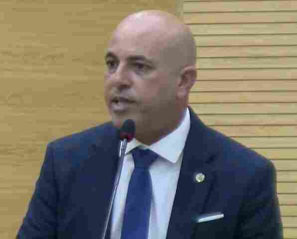 Ismael Crispin defende companheirismo da Assembleia com o novo Governo e agradece votos pela reelei&ccedil;&atilde;o