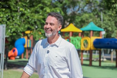 Prefeitura anuncia benef&iacute;cios, sal&aacute;rio antecipado, pr&ecirc;mios e carteira digital para servidores