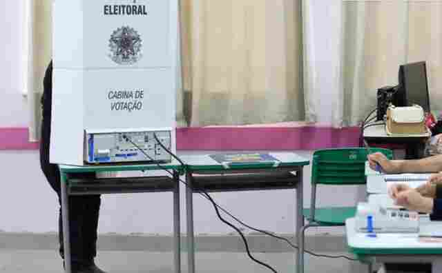 Eleitora &eacute; suspeita de filmar vota&ccedil;&atilde;o e divulgar imagens nas redes sociais em Seringueiras