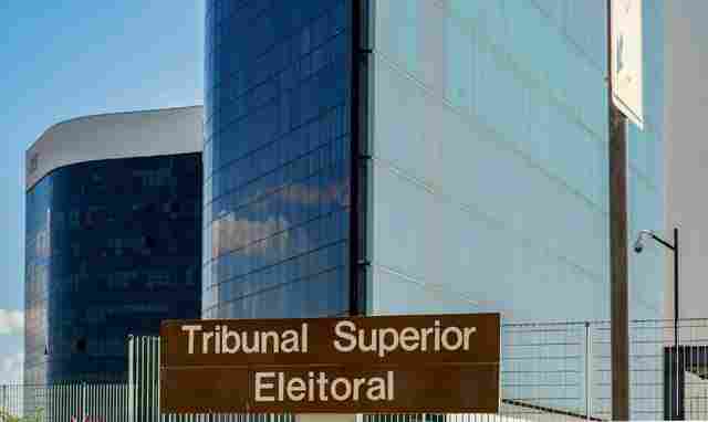 Condenado por les&atilde;o corporal contra mulher fica ineleg&iacute;vel, decide TSE