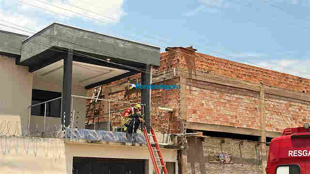 Trabalhador &eacute; socorrido em estado grave ap&oacute;s sofrer descarga el&eacute;trica em constru&ccedil;&atilde;o